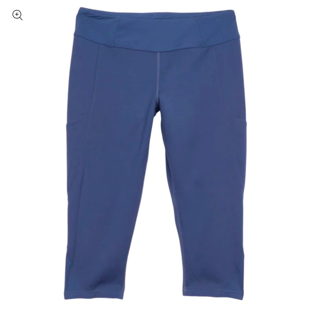 Patagonia Fina Rock Crops - Barely Worn Navy Cropped Leggings with Pockets